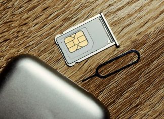 Insert sim card into smartphone.